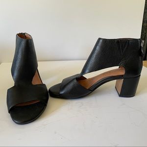 Kenneth Cole Natural Souls